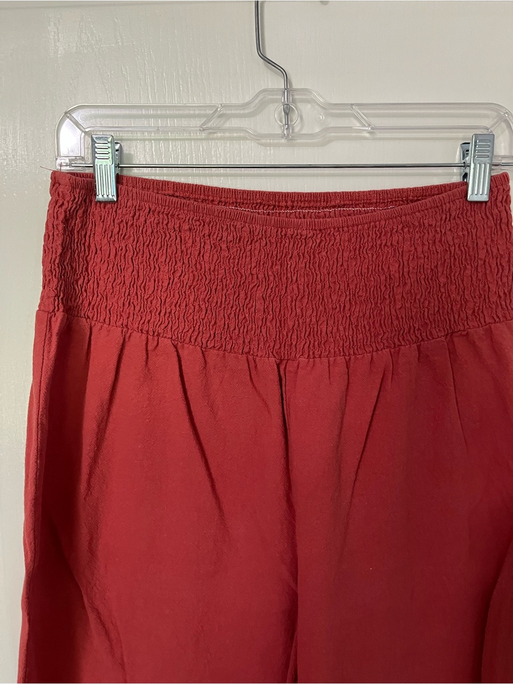 CUPSHE Ruffled Waist Pull-On Pants in Dusty Coral - Picture 2 of 7